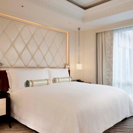 The Peninsula Shanghai Bagian luar foto