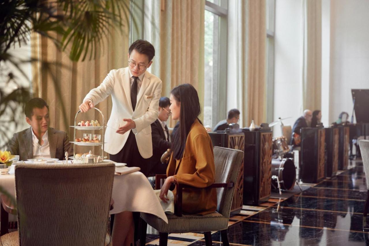 The Peninsula Shanghai Bagian luar foto