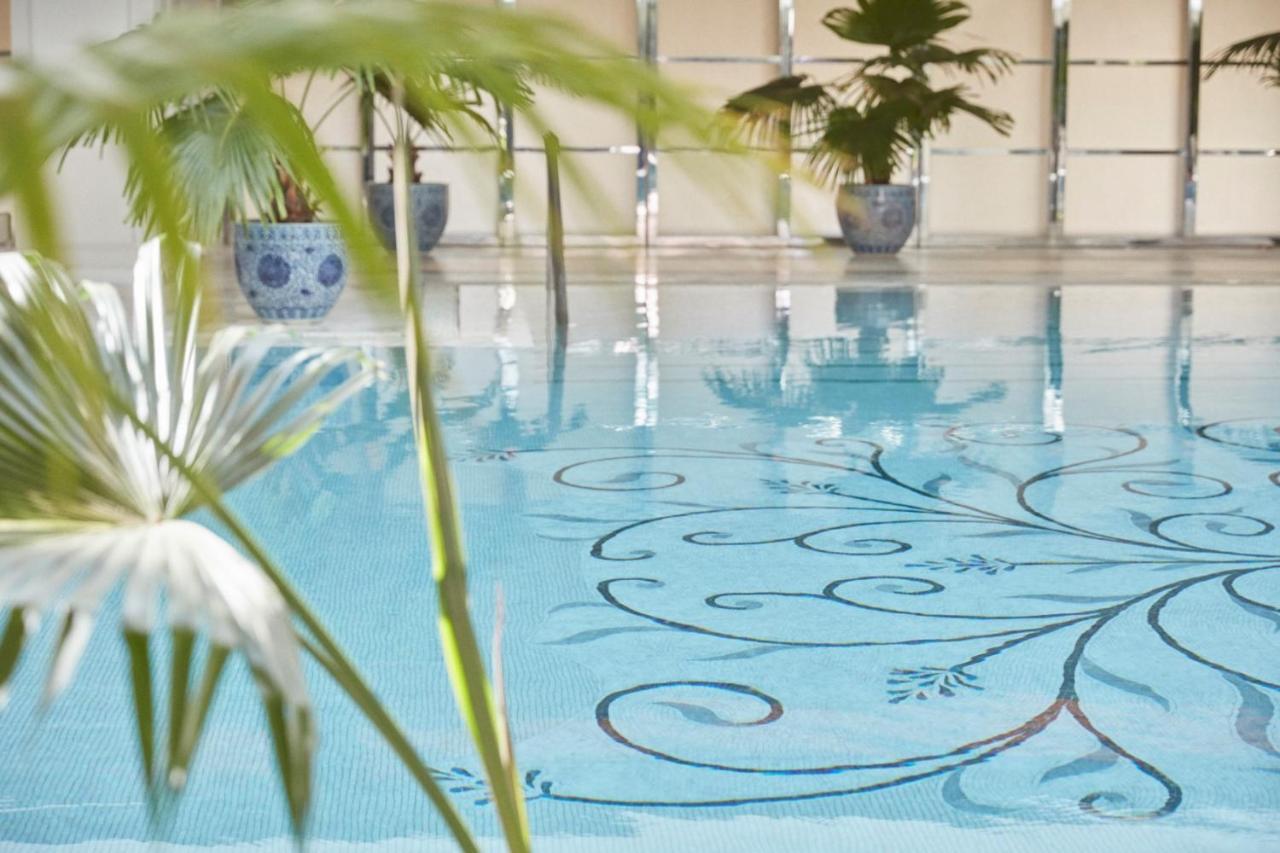 The Peninsula Shanghai Bagian luar foto