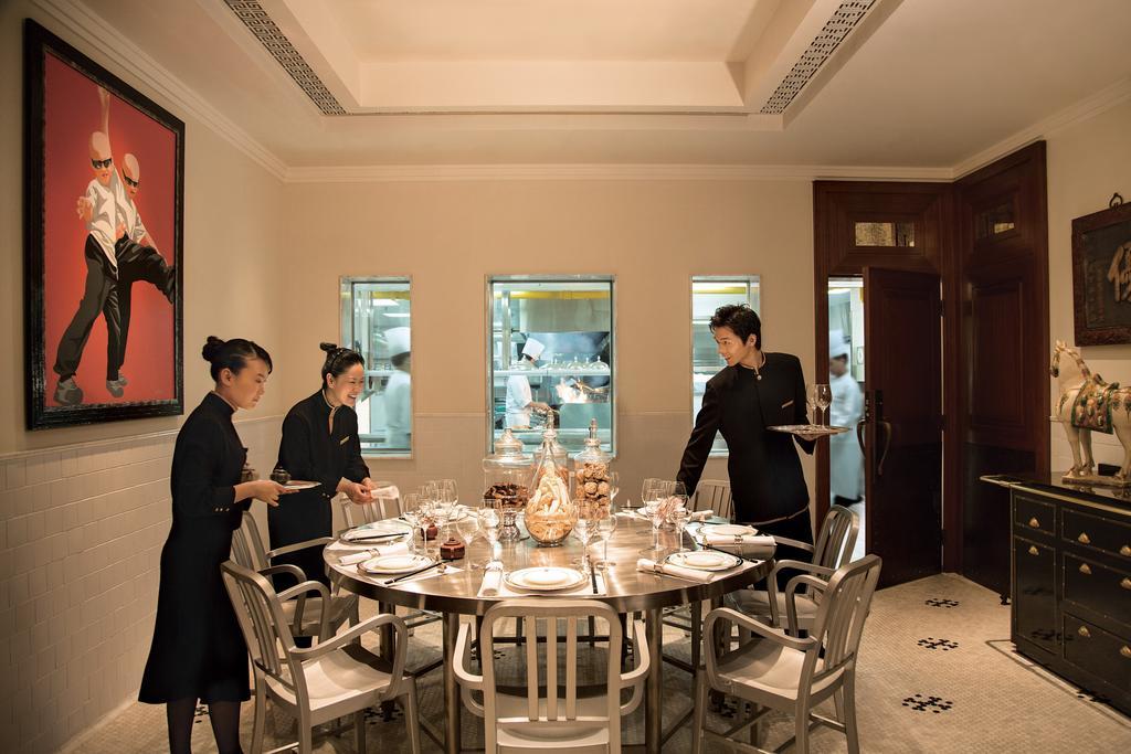 The Peninsula Shanghai Bagian luar foto