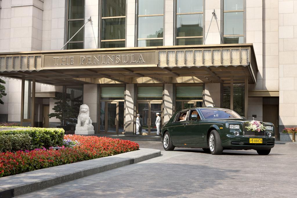The Peninsula Shanghai Bagian luar foto
