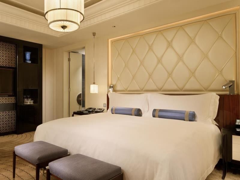 The Peninsula Shanghai Bagian luar foto